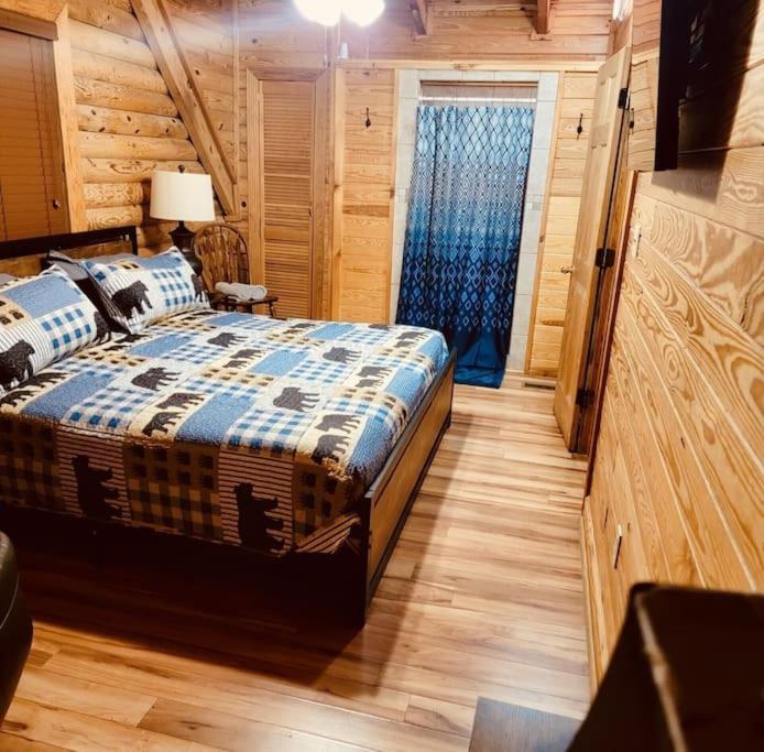 Rustic Black Bear Cabin Pigeon Forge Kültér fotó