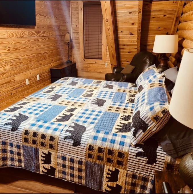 Rustic Black Bear Cabin Pigeon Forge Kültér fotó